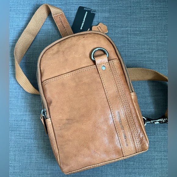 NWT JACK GEORGES INC UNISEX SLIM ZIPPERED CROSSBODY BAG LEATHER